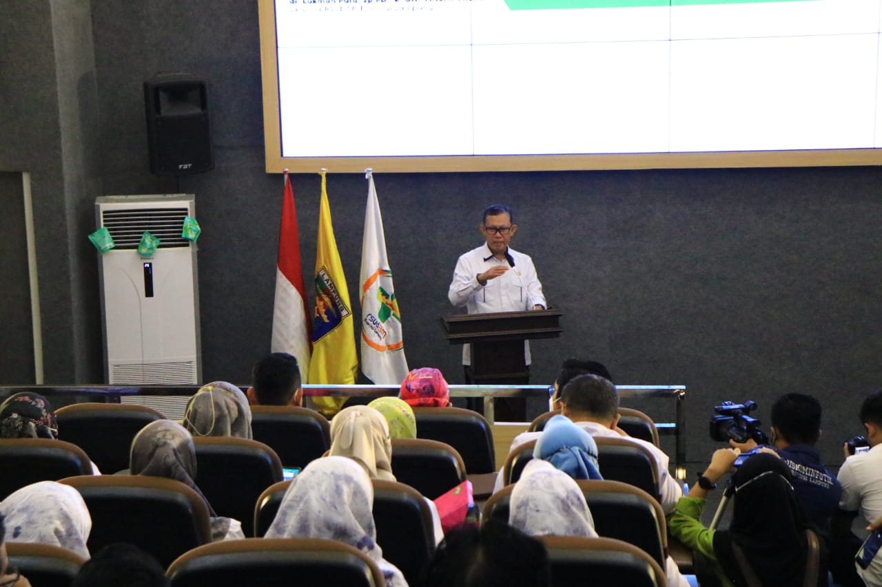 Sekdaprov Lampung Pimpin Rapat Koordinasi dan Evaluasi Penyelenggaraan Pelayanan Kesehatan di RSUD Dr. H. Abdul Moeloek