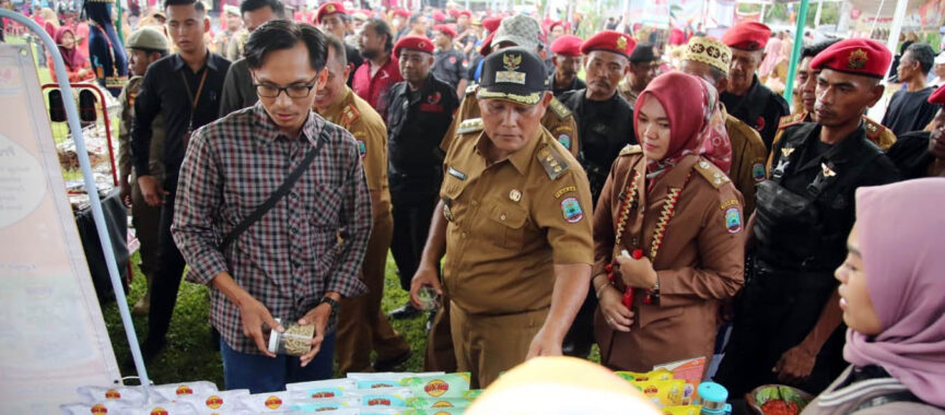 Stand Pelayanan Disambut Antusias Masyarakat Selama Musrenbang Kecamatan Tahun 2023